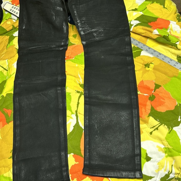 Men Reason +40 Supply Company - Picture 2 of 14